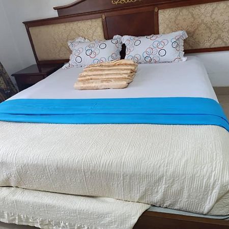 Santa Maria Hotel אנטבה מראה חיצוני תמונה