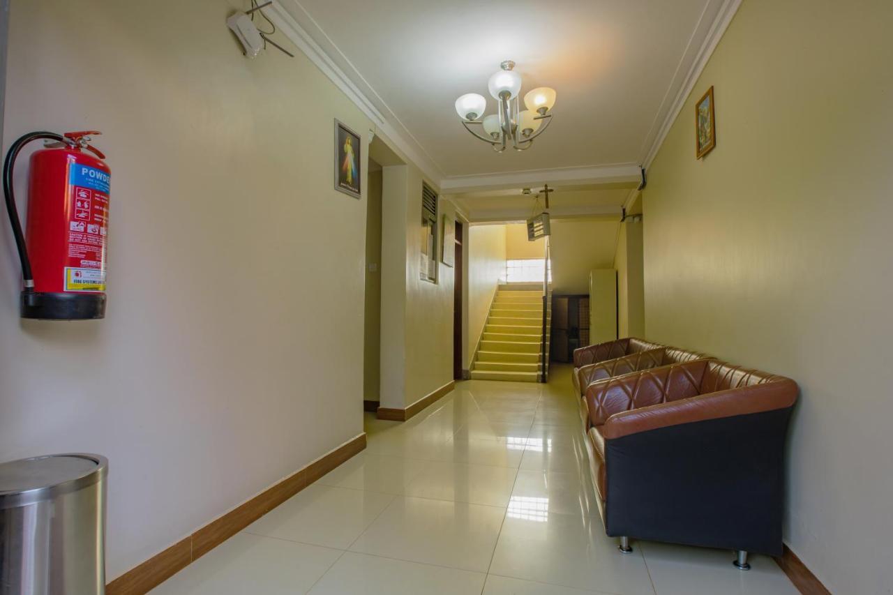 Santa Maria Hotel אנטבה מראה חיצוני תמונה
