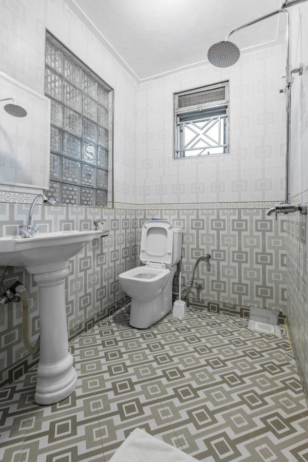 Santa Maria Hotel אנטבה מראה חיצוני תמונה