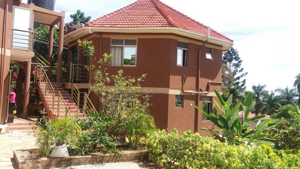 Santa Maria Hotel אנטבה מראה חיצוני תמונה